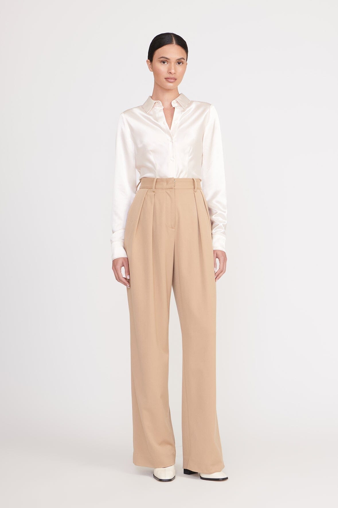 Luisa Wide Leg Pleated Pants in Camel Suiting with Pockets