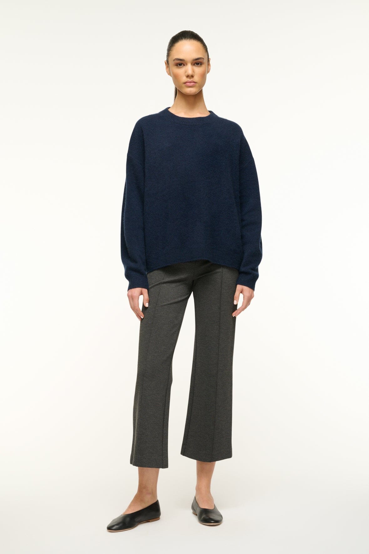 Serrano Relaxed Cashmere Sweater in Navy | 100% Cashmere Crewneck